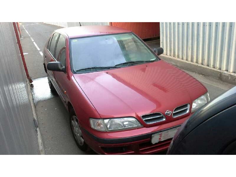 nissan primera berlina (p11) del año 1997