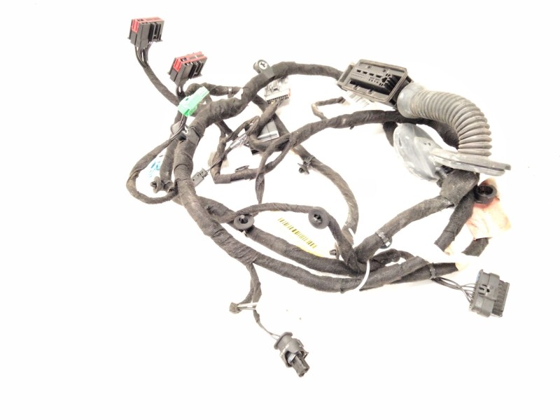 Recambio de instalacion puerta delantera izquierda para land rover discovery sport (l550) 2.0 d referencia OEM IAM FK7214631  