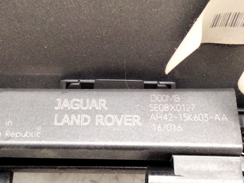 Recambio de aireador central para land rover discovery sport (l550) 2.0 d referencia OEM IAM FK72014L21BD  