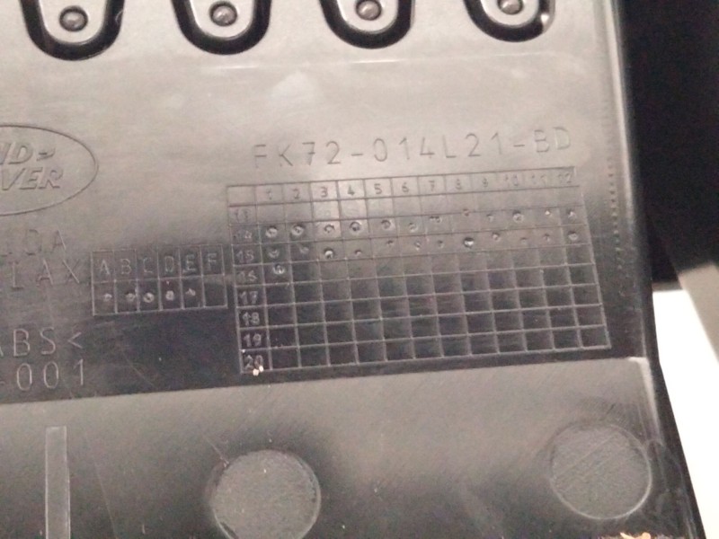 Recambio de aireador central para land rover discovery sport (l550) 2.0 d referencia OEM IAM FK72014L21BD  