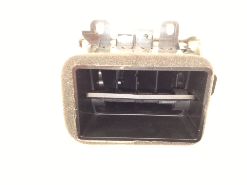 Recambio de aireador derecho para land rover discovery sport (l550) 2.0 d referencia OEM IAM FK72018B09AC  