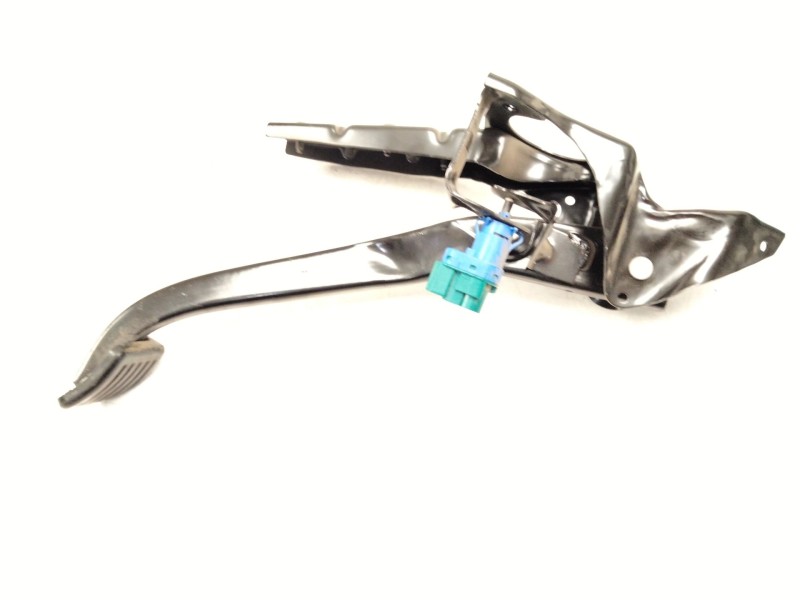 Recambio de pedal freno para land rover discovery sport (l550) 2.0 d referencia OEM IAM GJ322D094AB  