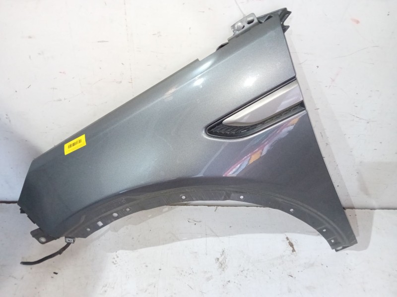 Recambio de aleta delantera izquierda para land rover discovery sport (l550) 2.0 d referencia OEM IAM   