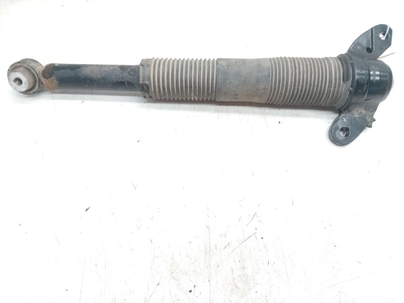 Recambio de amortiguador trasero izquierdo para land rover discovery sport (l550) 2.0 d referencia OEM IAM GK7218A145  