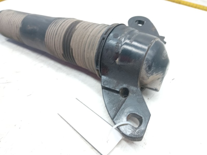 Recambio de amortiguador trasero derecho para land rover discovery sport (l550) 2.0 d referencia OEM IAM GK7218A116  