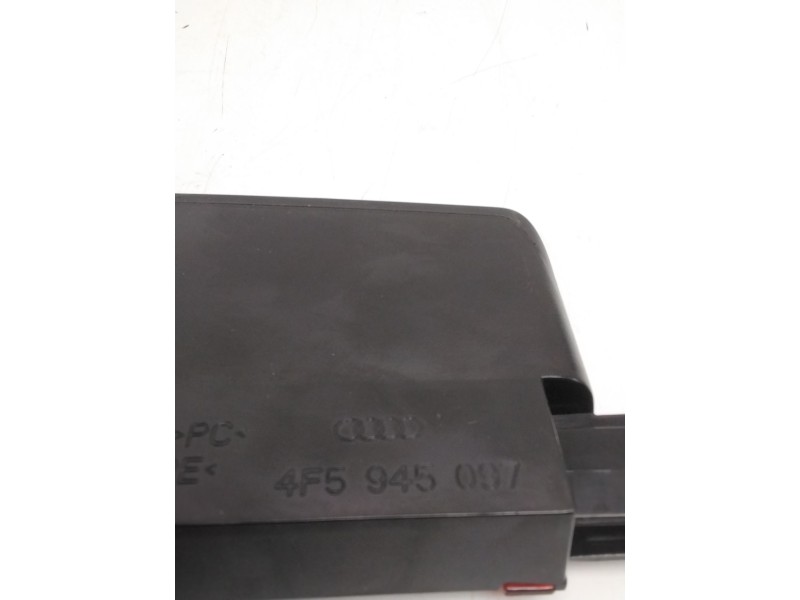 Recambio de luz central de freno para audi a4 b7 (8ec) 2.0 tfsi quattro referencia OEM IAM 4F5945097  