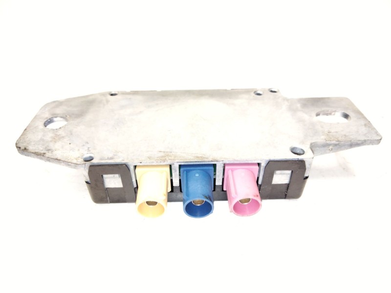 Recambio de amplificador antena para land rover discovery sport (l550) 2.0 d referencia OEM IAM DPLA19C097BA  