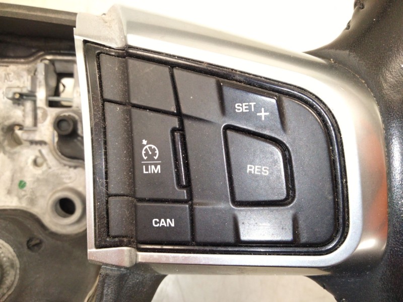 Recambio de volante para land rover discovery sport (l550) 2.0 d referencia OEM IAM FK723F563  