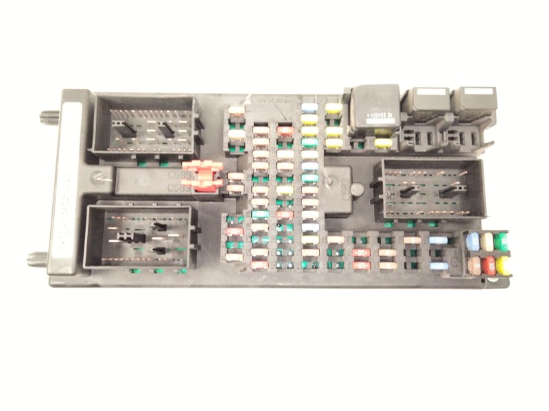 Recambio de caja reles para land rover discovery sport (l550) 2.0 d referencia OEM IAM FK7214F041AC  