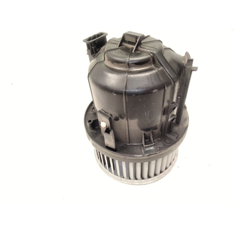 Recambio de motor calefaccion para land rover discovery sport (l550) 2.0 d referencia OEM IAM   