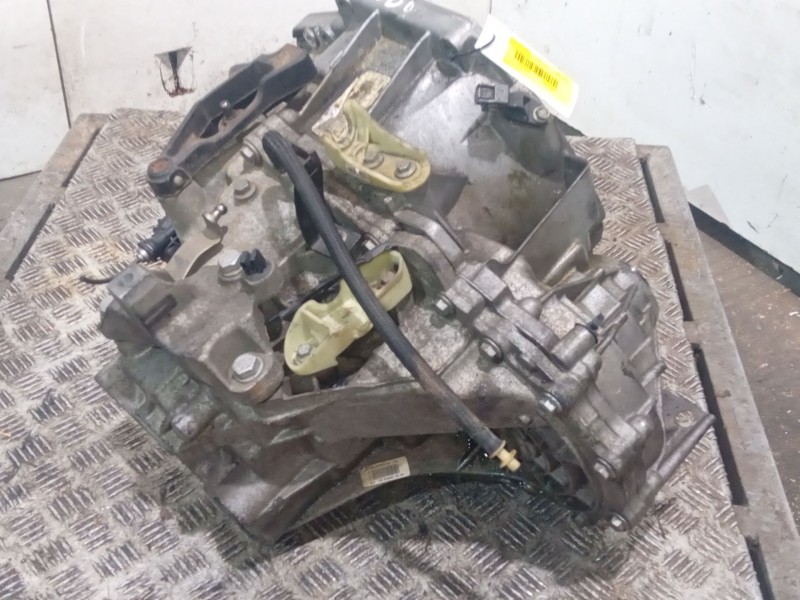 Recambio de caja cambios para renault scénic iii van (jz0/1_) 1.6 dci (jz00, jz12, jz2a) referencia OEM IAM 320105487R  