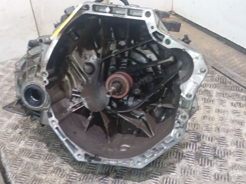 Recambio de caja cambios para renault scénic iii van (jz0/1_) 1.6 dci (jz00, jz12, jz2a) referencia OEM IAM 320105487R  