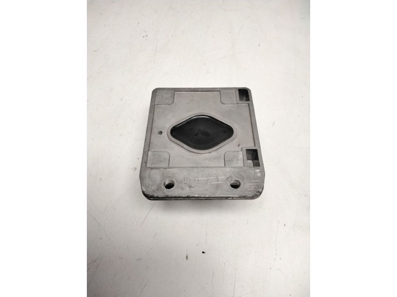 Recambio de regulador alternador para magirus-deutz m-series 130m9fak referencia OEM IAM 21931015  24V