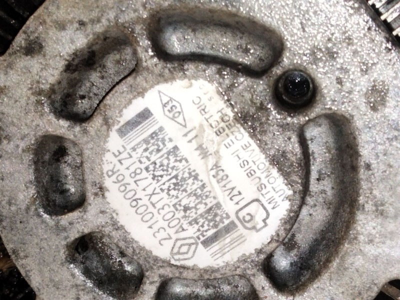 Recambio de alternador para renault trafic iii furgón (fg_) 1.6 dci 115 (fgmd) referencia OEM IAM 231009096R  