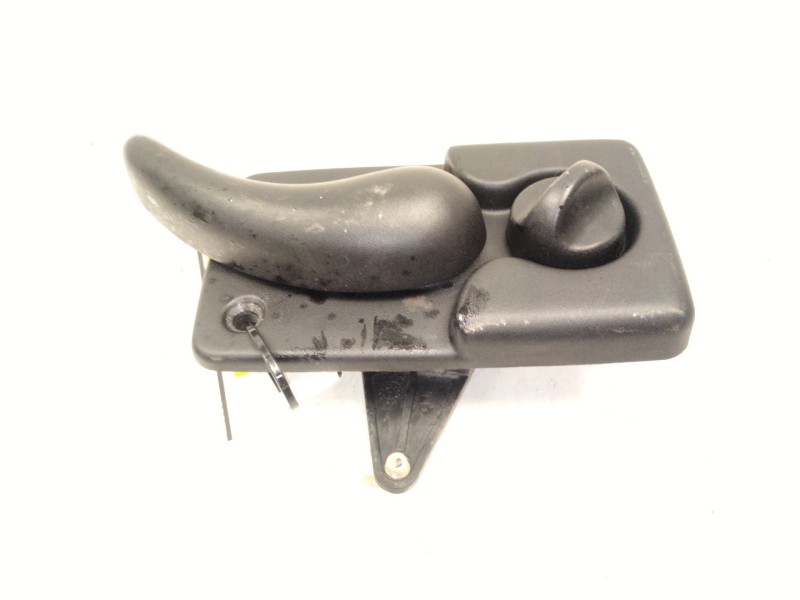 Recambio de maneta interior porton para opel movano a furgón (x70) 2.5 dti (fd) referencia OEM IAM   