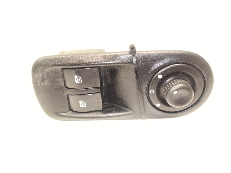 Recambio de mando elevalunas delantero izquierdo para opel movano a furgón (x70) 2.5 dti (fd) referencia OEM IAM   