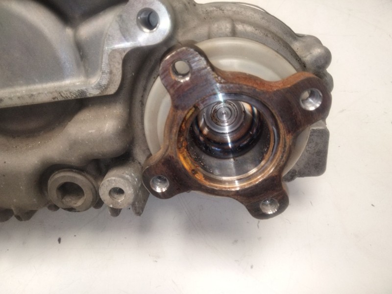 Recambio de caja transfer para bmw 1 (f20) 114 d referencia OEM IAM 7607638  