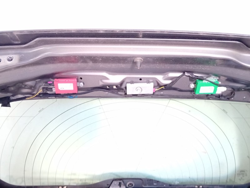 Recambio de porton trasero para land rover discovery sport (l550) 2.0 d referencia OEM IAM   