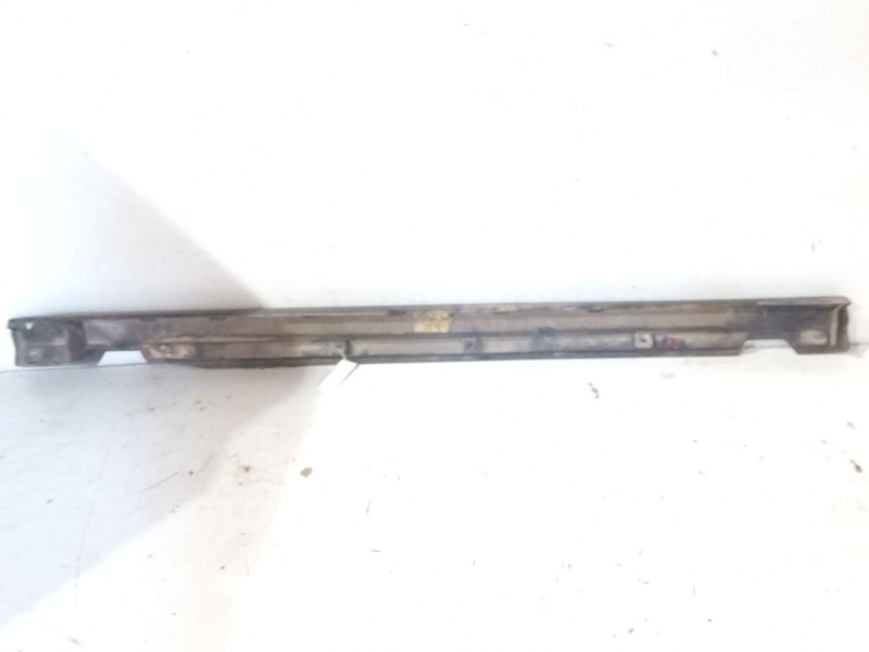 Recambio de talonera derecha para land rover evoque 2.0 td4 cat referencia OEM IAM   