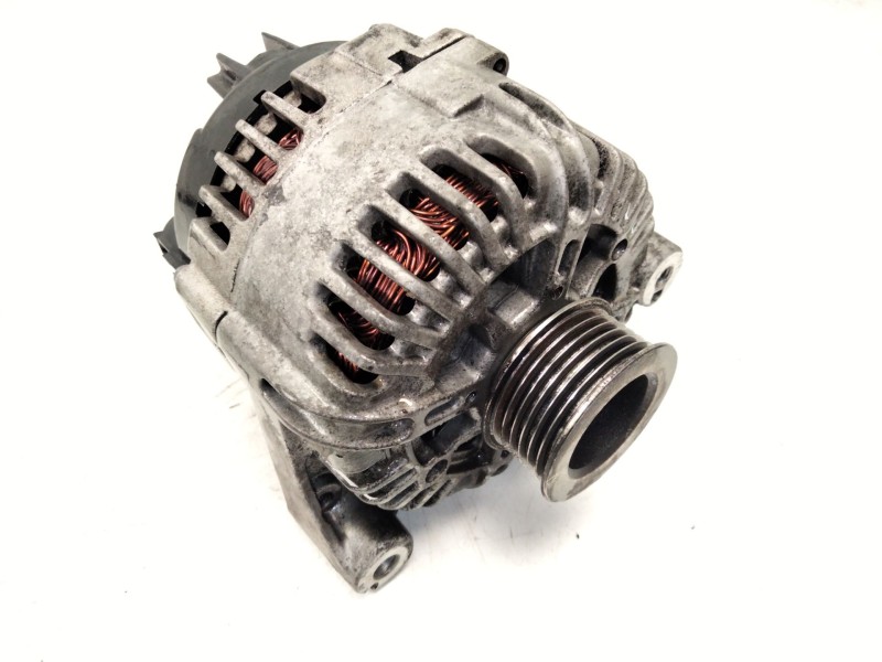 Recambio de alternador para bmw x3 (e83) 3.0 sd referencia OEM IAM 7800308  