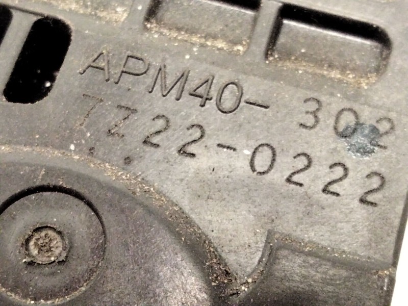 Recambio de pedal acelerador para fuso (mitsubishi) canter 7c15 eco hybrid referencia OEM IAM 7Z220222  