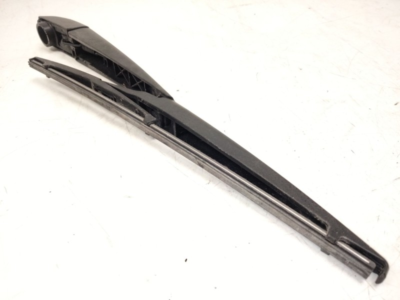 Recambio de brazo limpia trasero para land rover discovery sport (l550) 2.0 d referencia OEM IAM   