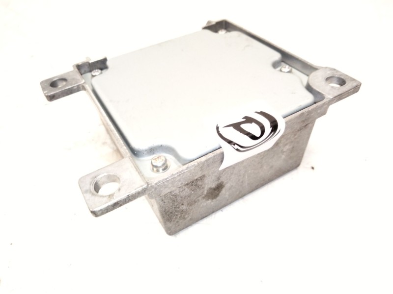 Recambio de centralita airbag para fuso (mitsubishi) canter 7c15 eco hybrid referencia OEM IAM MK645990  