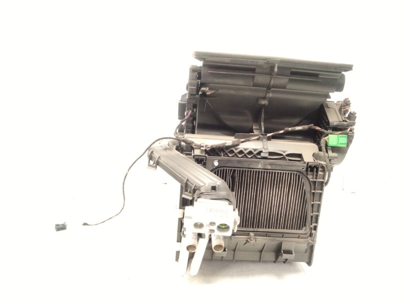 Recambio de calefaccion entera normal para land rover discovery sport (l550) 2.0 d referencia OEM IAM FK7219B555  