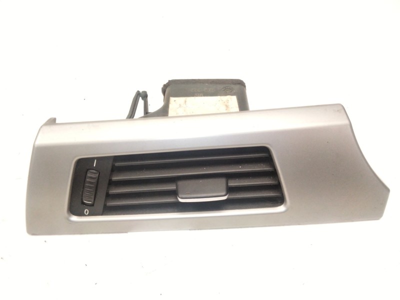 Recambio de aireador izquierdo para bmw 3 (e90) 320 d referencia OEM IAM 6922633  