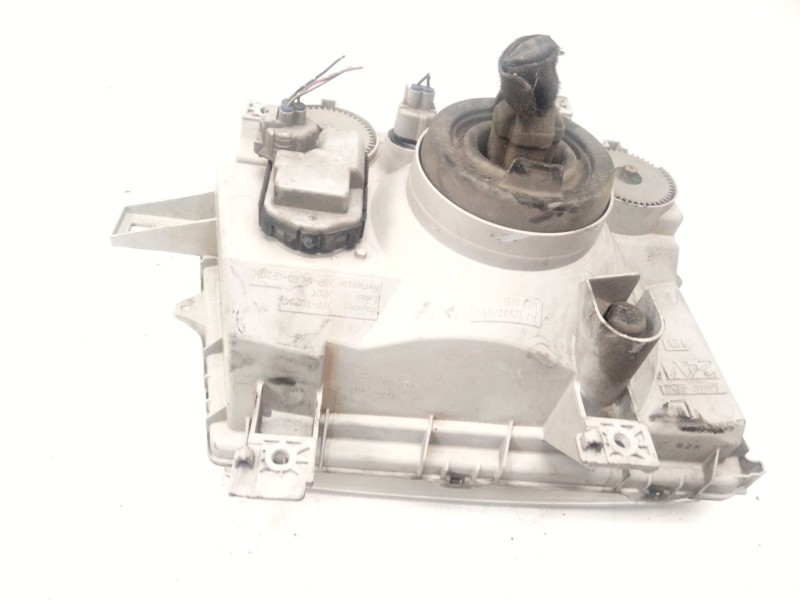 Recambio de faro izquierdo para fuso (mitsubishi) canter 7c15 eco hybrid referencia OEM IAM   