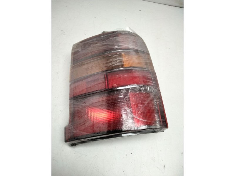 Recambio de piloto trasero derecho para nissan serena (c23) 2.0 d (kvjc23) referencia OEM IAM 265509C001  