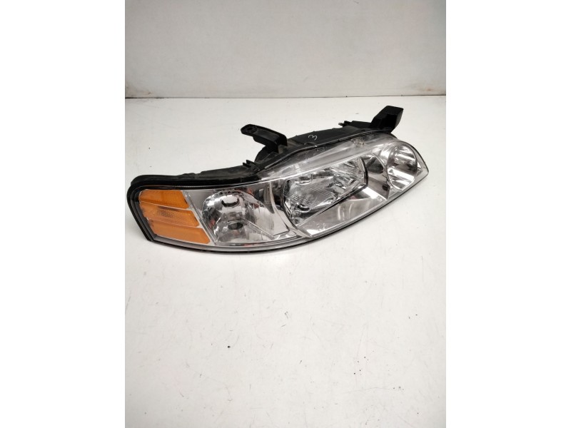 Recambio de faro derecho para nissan altima (l33) 2.5 referencia OEM IAM 935203  