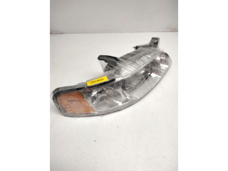 Recambio de faro derecho para nissan altima (l33) 2.5 referencia OEM IAM 935203  