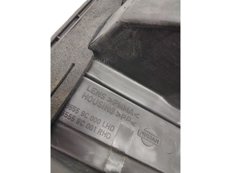 Recambio de piloto trasero izquierdo para nissan serena (c23) 2.0 d (kvjc23) referencia OEM IAM 265559C000  