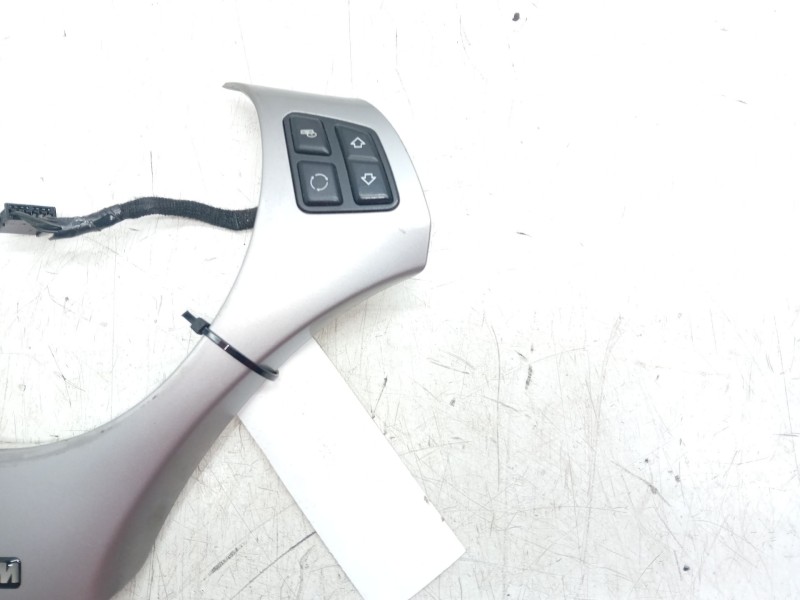 Recambio de mando volante para bmw 3 (e90) 320 d referencia OEM IAM 3051645  
