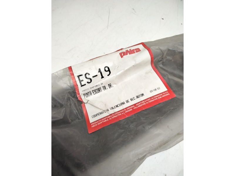 Recambio de puntera paragolpes trasera derecha para ford escort nomade v turnier (anl) 1.4 referencia OEM IAM ES-19  ZZ03574