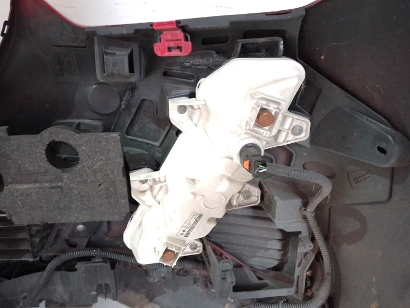 Recambio de paragolpes delantero para peugeot 2008 i (cu_) 1.2 thp 130 / puretech 130 referencia OEM IAM   