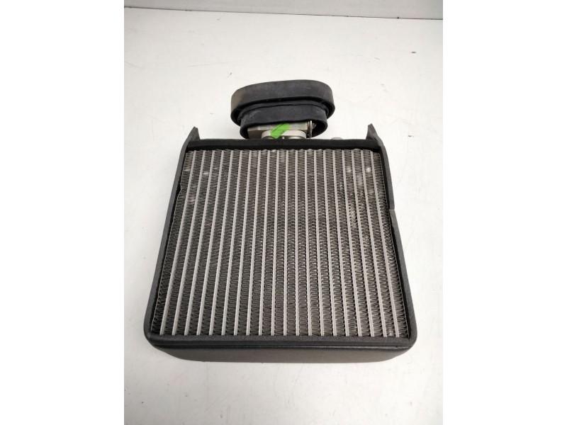 Recambio de condensador / radiador aire acondicionado para nissan almera ii (n16) 1.8 referencia OEM IAM 8194  