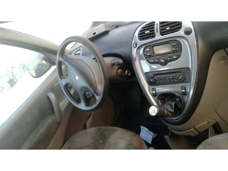 citroën xsara picasso del año 2002