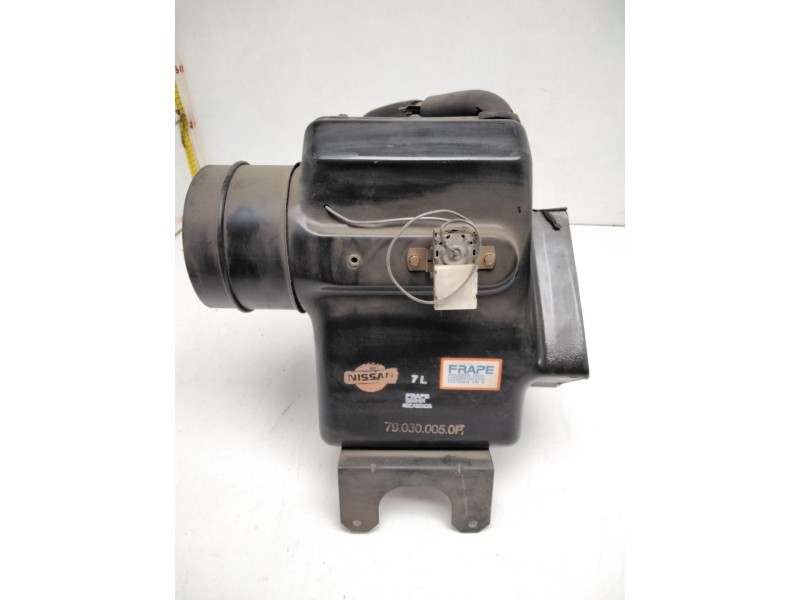 Recambio de radiador aire acondicionado interior para nissan atleon 210 referencia OEM IAM 7429311002  