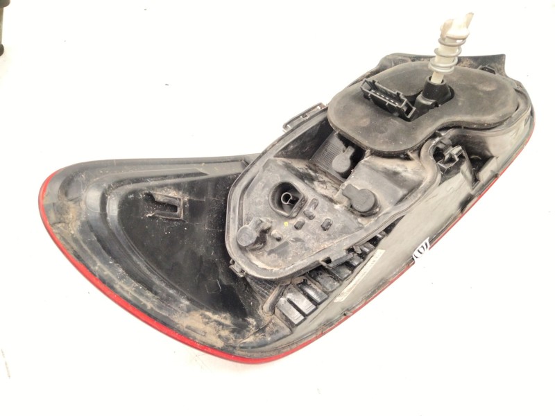 Recambio de piloto trasero derecho para volkswagen scirocco iii (137, 138) 1.4 tsi referencia OEM IAM 1K8945096  