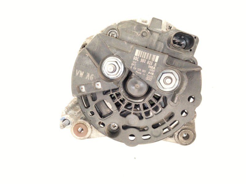 Recambio de alternador para volkswagen scirocco iii (137, 138) 1.4 tsi referencia OEM IAM 03C903023A  