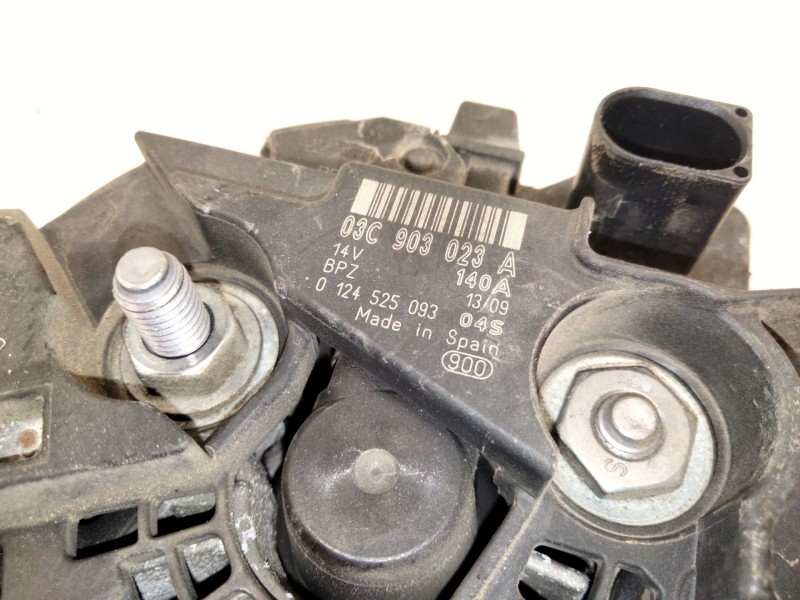 Recambio de alternador para volkswagen scirocco iii (137, 138) 1.4 tsi referencia OEM IAM 03C903023A  