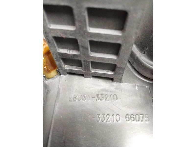 Recambio de caja evaporador aire acondicionado para nissan almera ii (n16) 1.8 referencia OEM IAM EB05133210  