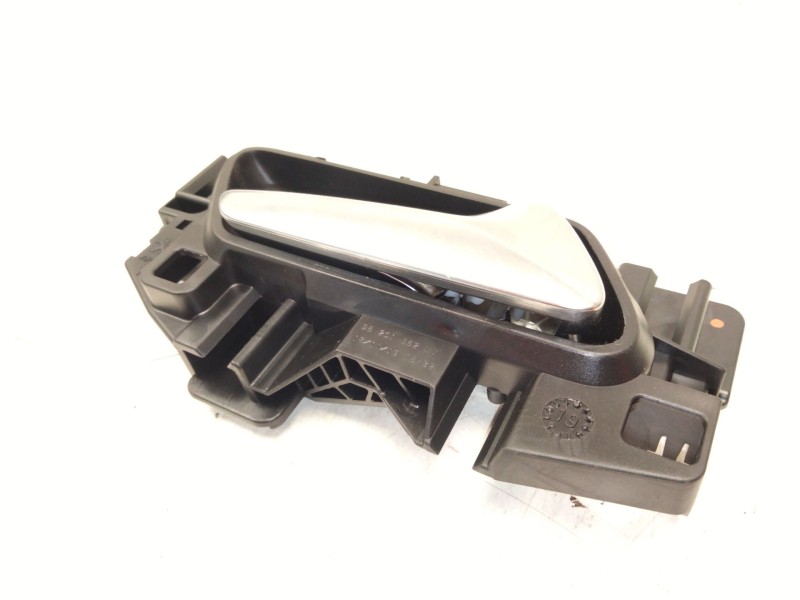 Recambio de maneta interior delantera derecha para peugeot 2008 i (cu_) 1.2 thp 130 / puretech 130 referencia OEM IAM 98201552  