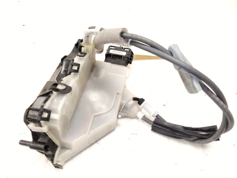 Recambio de cerradura puerta trasera izquierda para peugeot 2008 i (cu_) 1.2 thp 130 / puretech 130 referencia OEM IAM 305601  