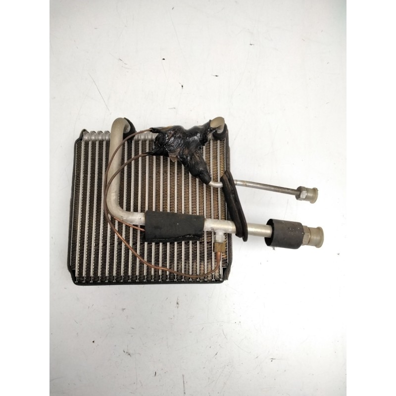 Recambio de evaporador aire acondicionado para nissan terrano ii (r20) 2.4 4wd referencia OEM IAM 272707F400  