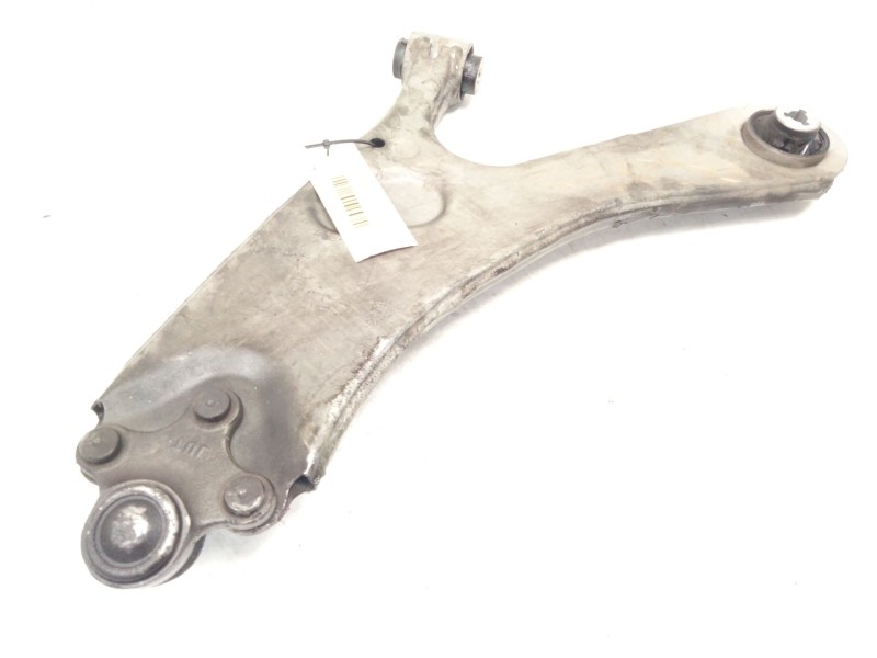 Recambio de brazo suspension inferior delantero derecho para peugeot 2008 i (cu_) 1.2 thp 130 / puretech 130 referencia OEM IAM 