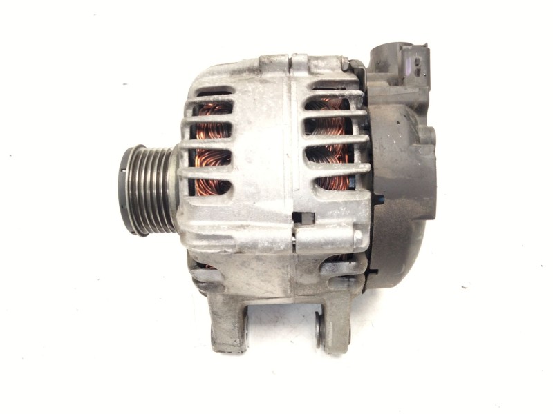 Recambio de alternador para peugeot 2008 i (cu_) 1.2 thp 130 / puretech 130 referencia OEM IAM 9826573480  