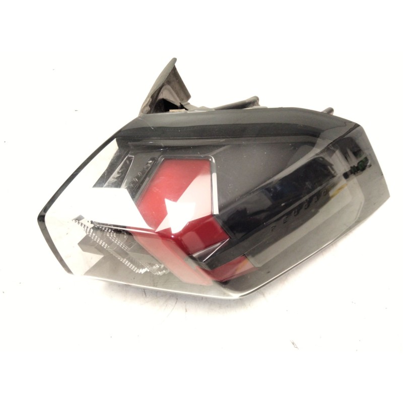 Recambio de piloto trasero izquierdo para peugeot 2008 i (cu_) 1.2 thp 130 / puretech 130 referencia OEM IAM FR2695020201  